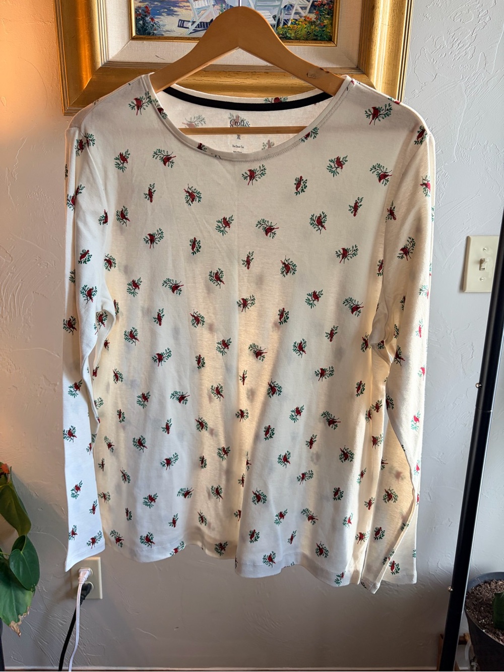 Croft & Barrow Women's XL White Cardinal Holiday Long Sleeve Cotton Knit T-Shirt